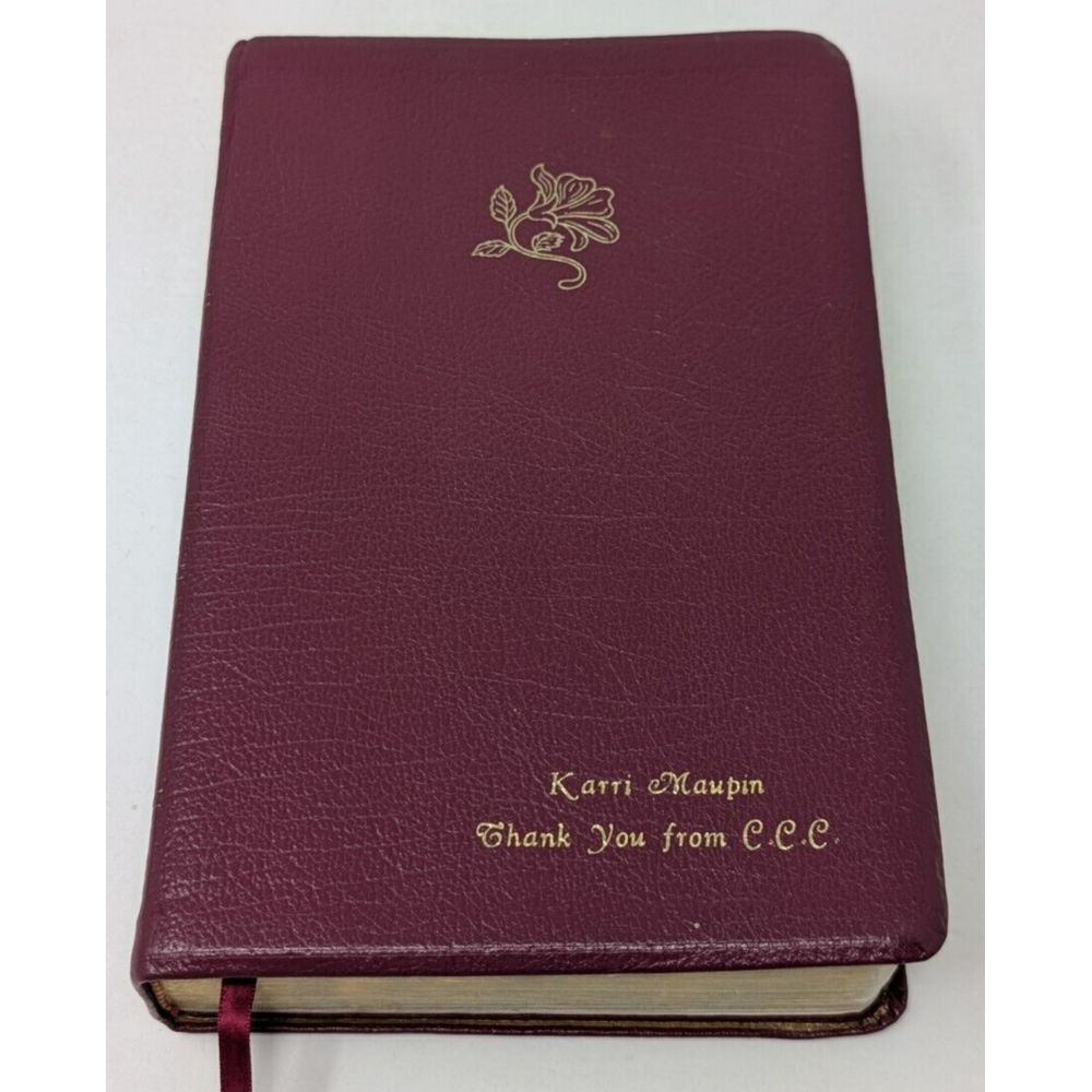 WOMEN'S DEVOTIONAL BIBLE 2 Zondervan 1995 NIV Dark Pink Leather 90s Vintage